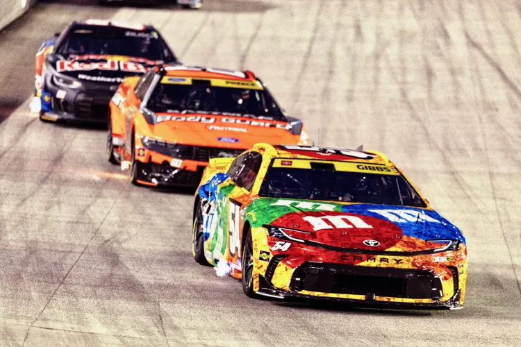 Larson, Logano climbing in NASCAR Chase